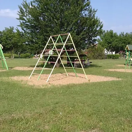 Balatoni Mandala Vendeghaz *